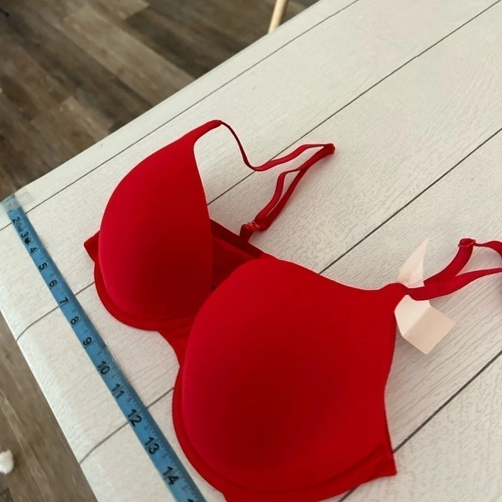 Vassarette 38C New with tags Red wired bra